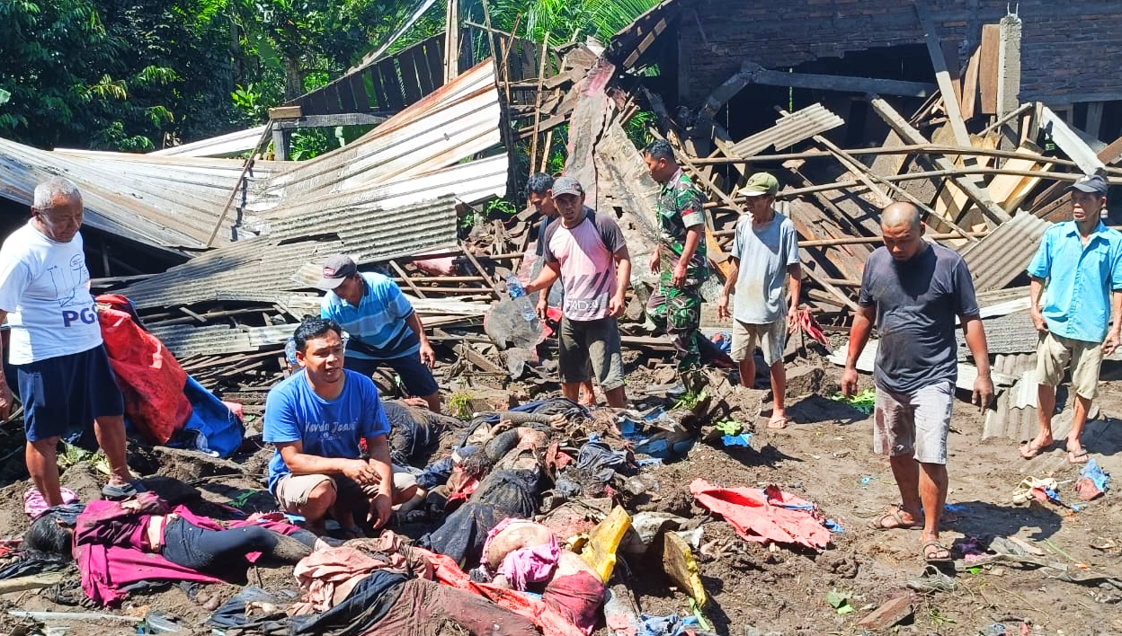 Laka maut di kalijambe urworejo,tewaskan 11 korban (Agri/mitramabesnewa.com)