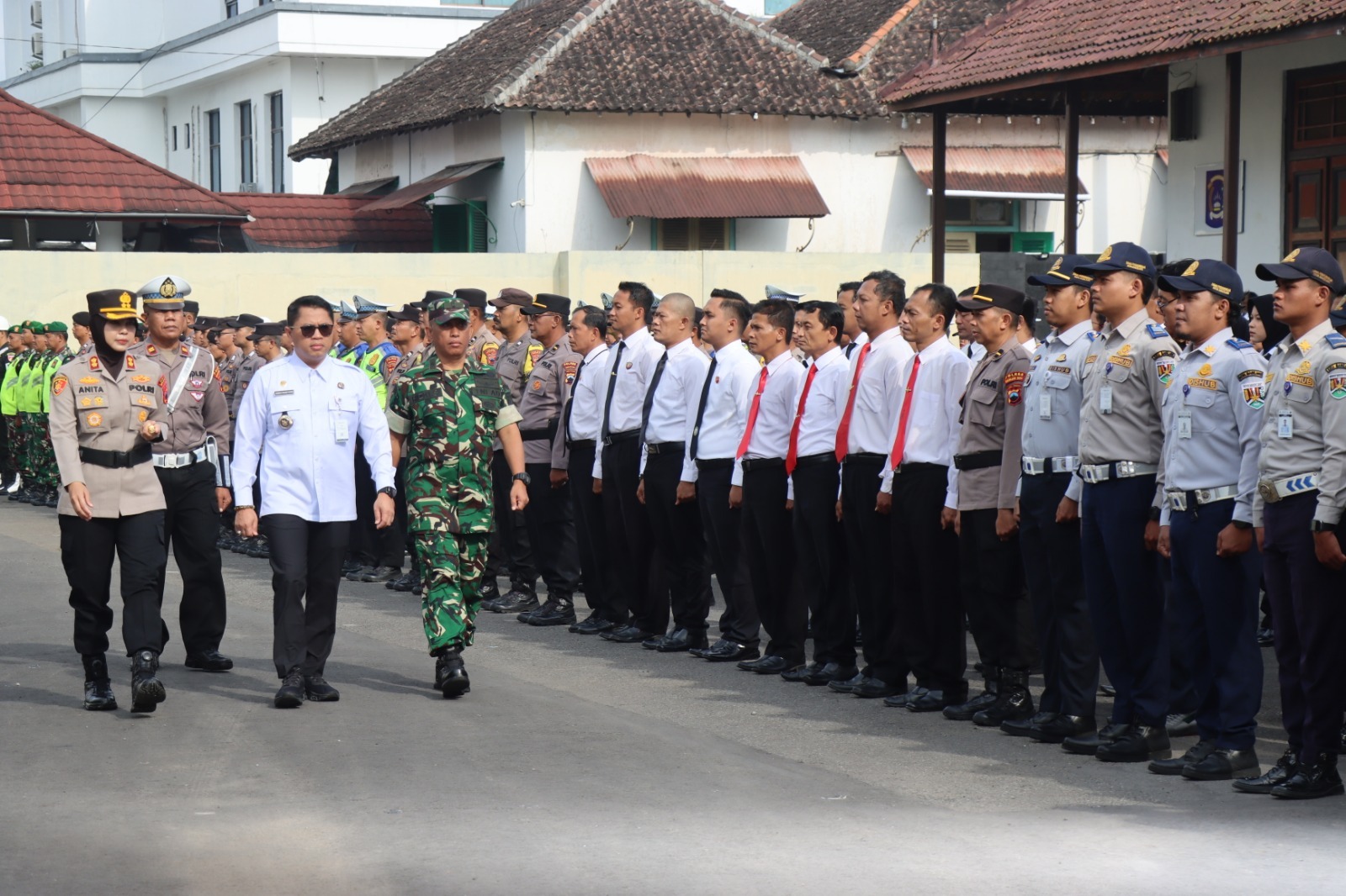 Apel Gelar Pasukan Operasi Ketupat Candi 2025 Polres Magelang Kota (Humas)