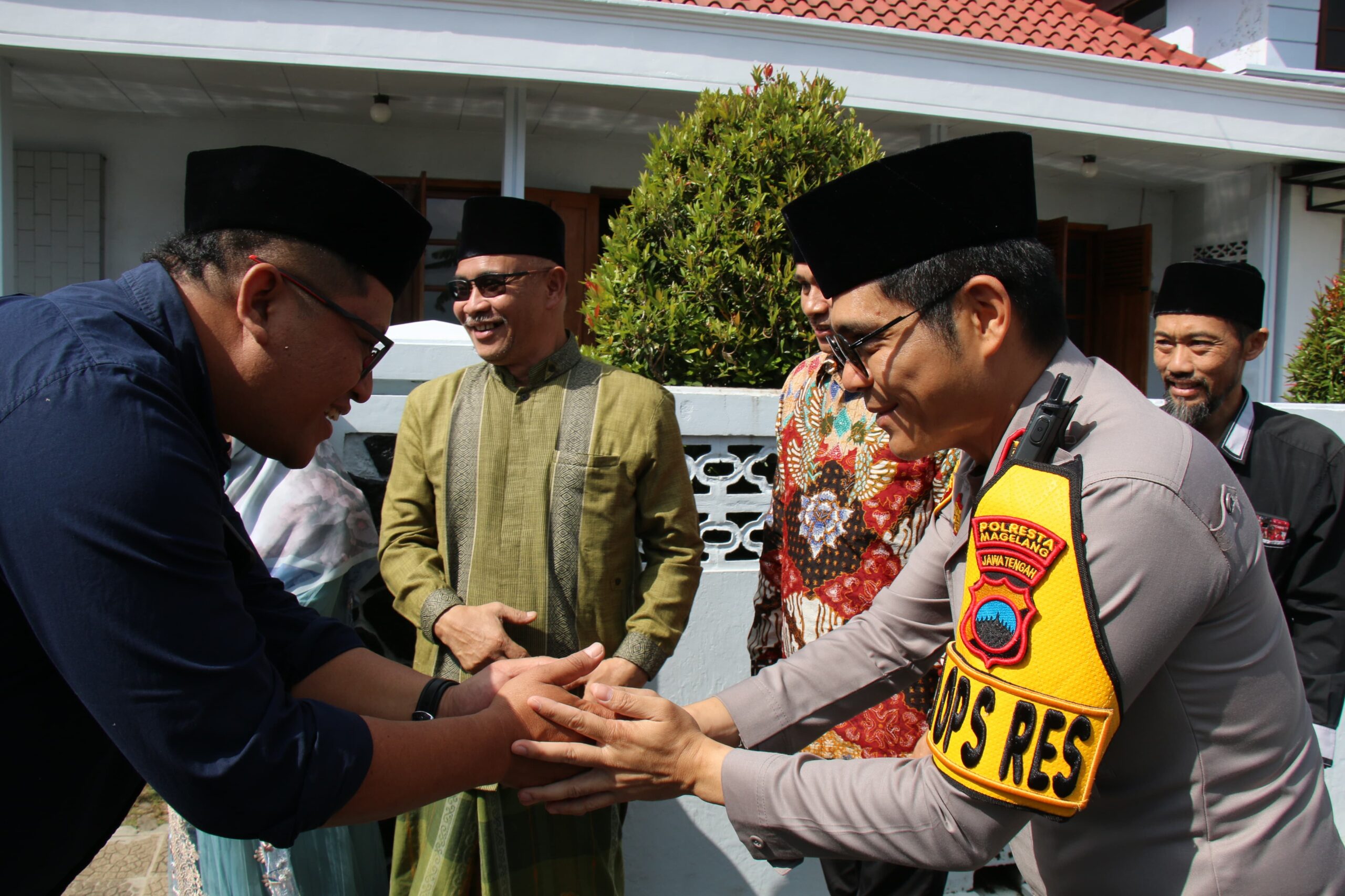 Kapolresta Magelang dan Forkopimda Safari Silaturahmi ke Tokoh Agama dan Masyarakat (mitramabesnews.com/agri/Magelang)