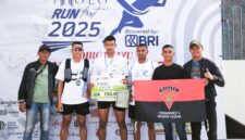 Prajurit Yonarmed 1 Kostrad meraih prestasi dalam ajang lomba lari umum Paolo Run Fest 2025 yang digelar di Kota Batu, Malang, Jawa Timur, Minggu (29/06/2025). (foto: Penajusta/Narwan) 